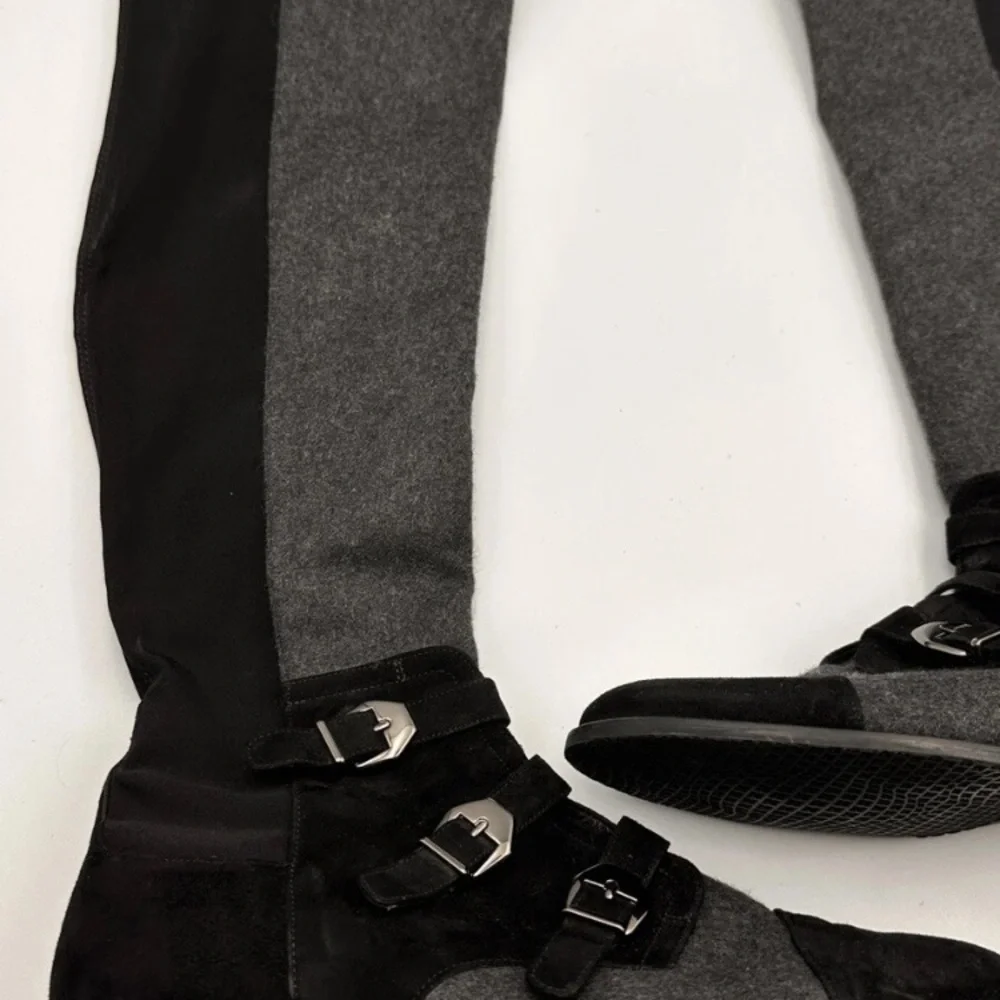 Stuart Weitzman Black & Gray 50/50 Textured Boots•Dark Academia•Steam Punk•Edgy - Picture 2 of 16